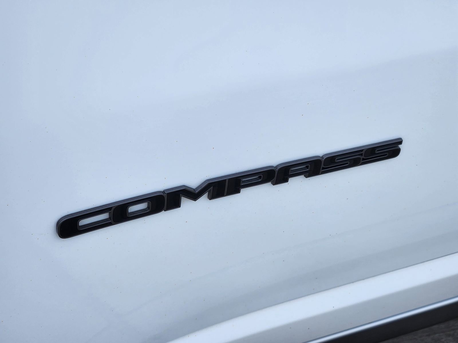 Used 2024 Jeep Compass Limited w/ High Altitude Package image 13