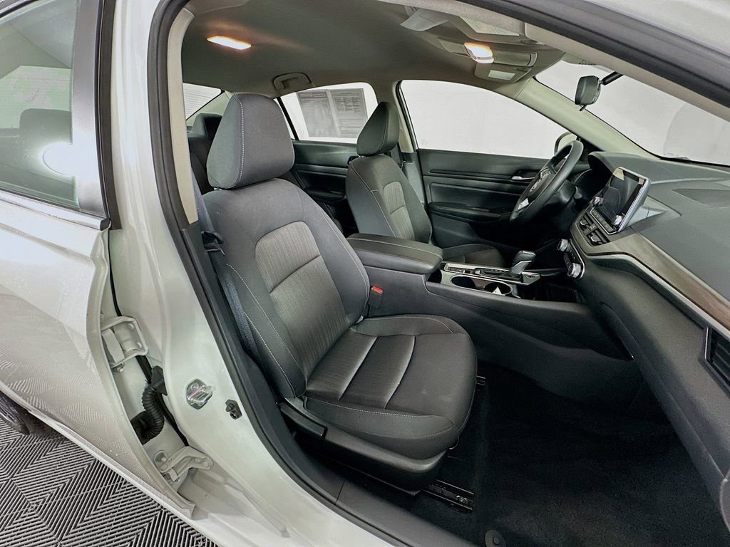Certified 2024 Nissan Altima 2.5 SV image 34
