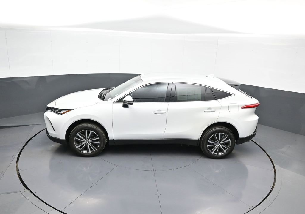 Certified 2024 Toyota Venza LE image 40