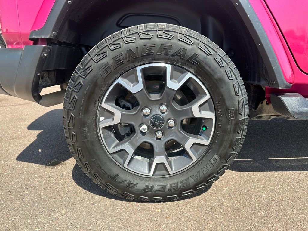 Used 2024 Jeep Wrangler Sahara w/ Technology Group image 39