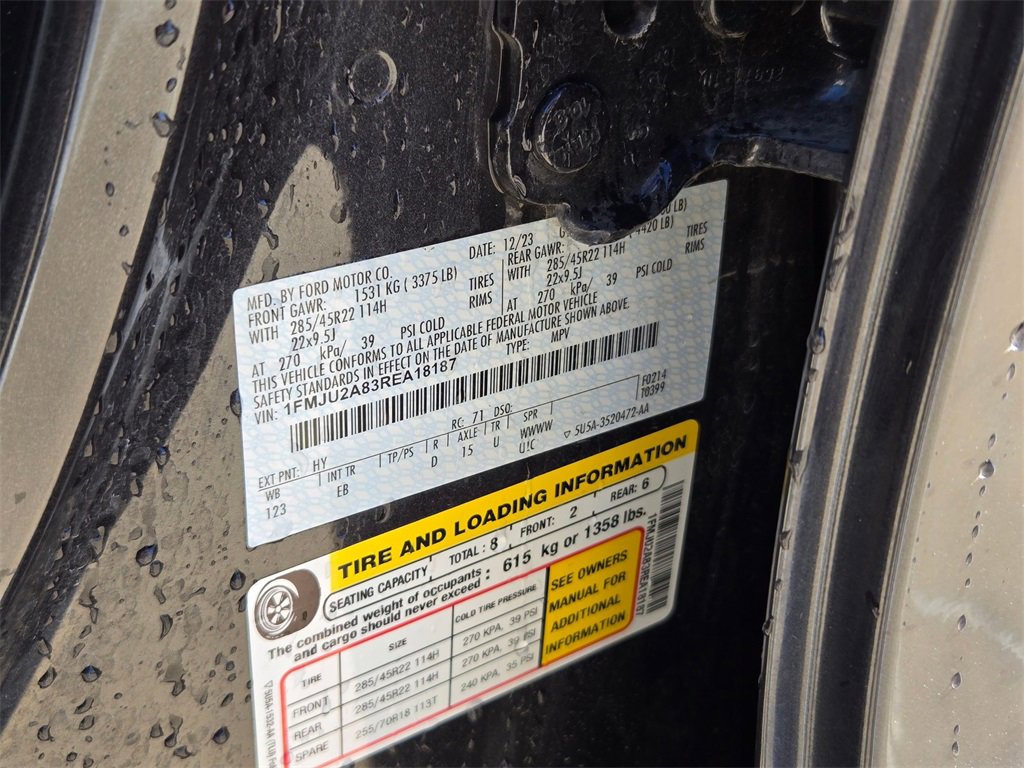 Used 2024 Ford Expedition Limited image 25