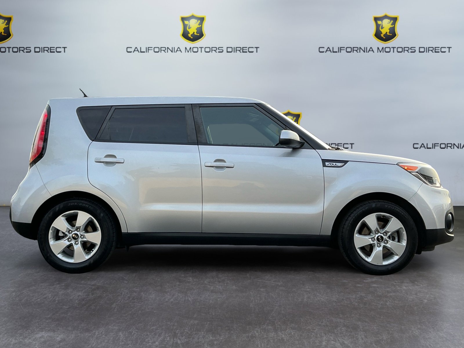 Used 2018 Kia Soul FWD image 4