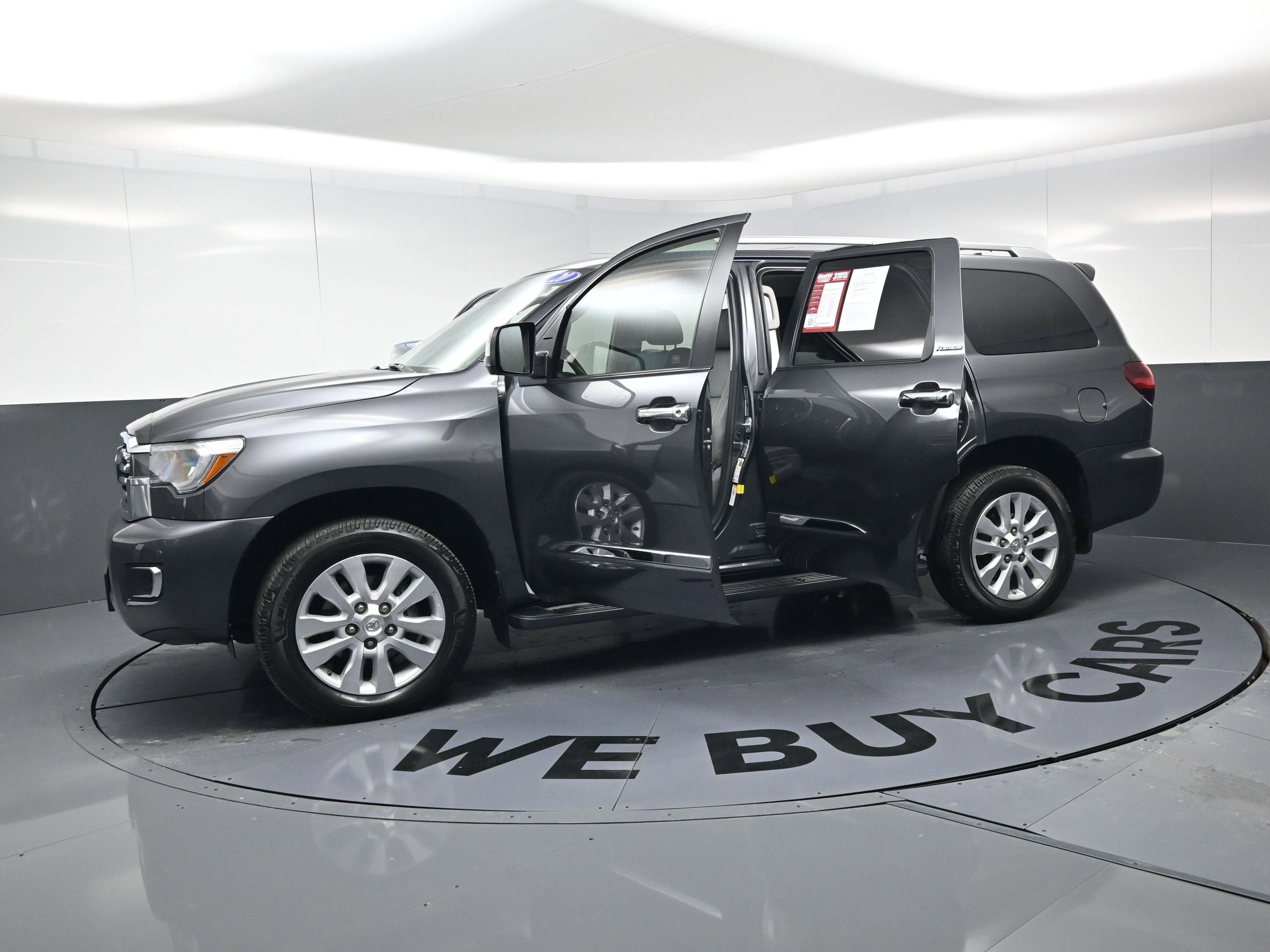 Used 2020 Toyota Sequoia Platinum image 21