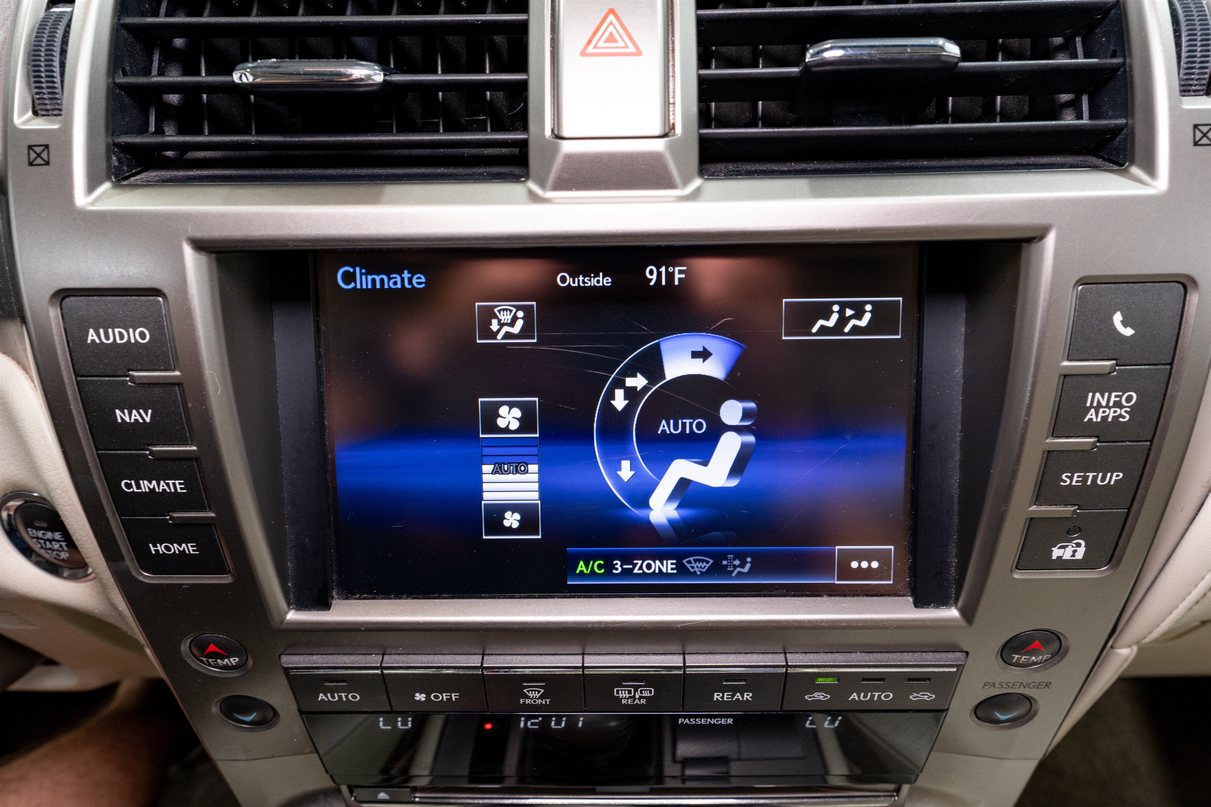 Used 2019 Lexus GX 460 Premium AWD/4WD image 21