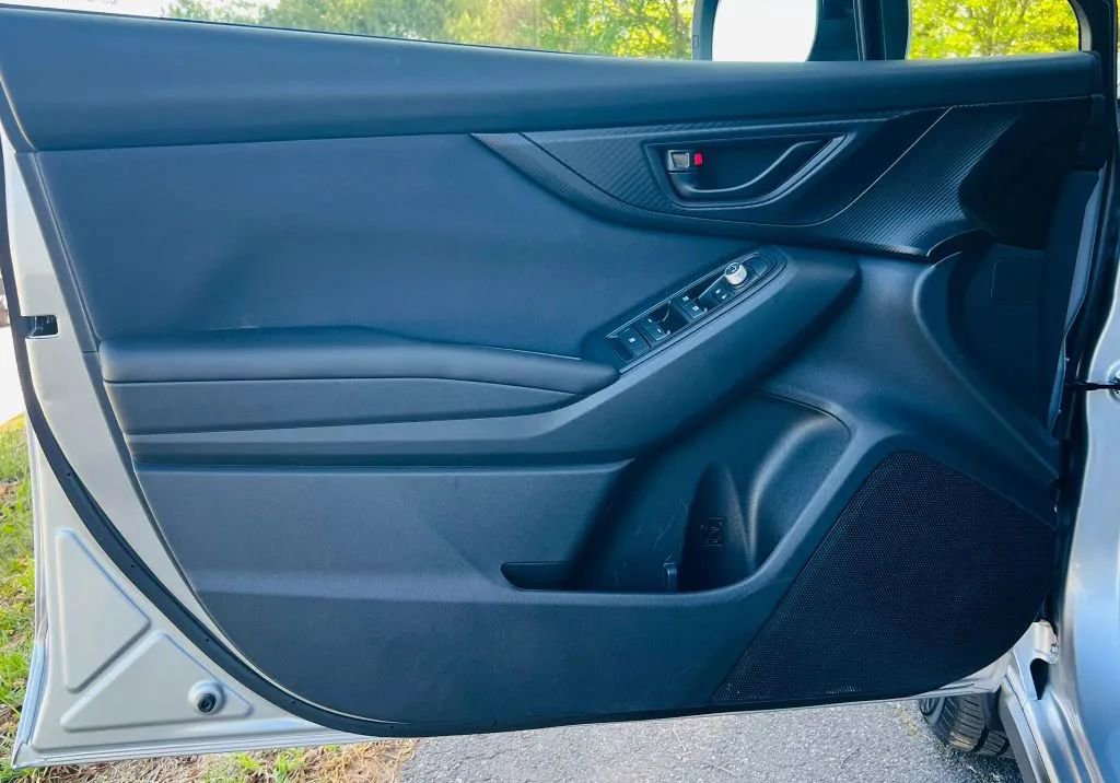 Used 2023 Subaru Crosstrek 2.0i Premium image 21