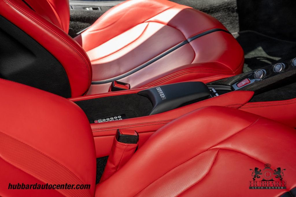 Used 2020 Ferrari F8 Tributo RWD image 24
