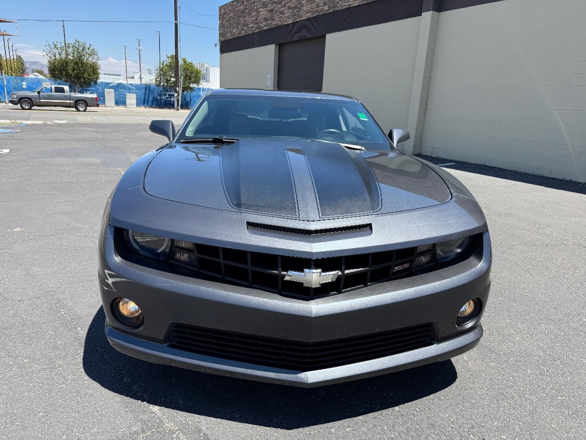 Used 2010 Chevrolet Camaro SS w/ LPO, Ground Effects Package RWD image 4