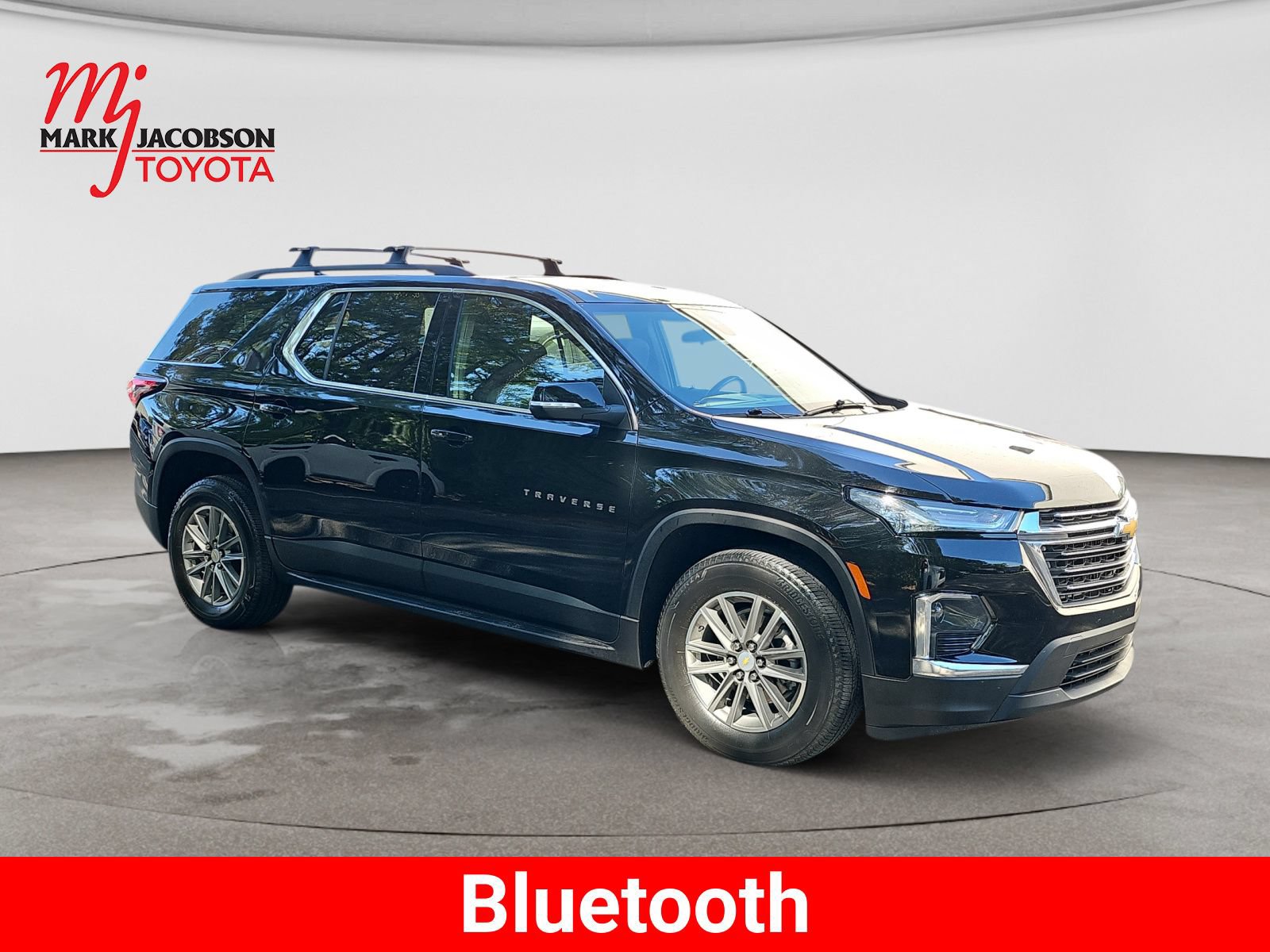 Used 2022 Chevrolet Traverse LT FWD image 6