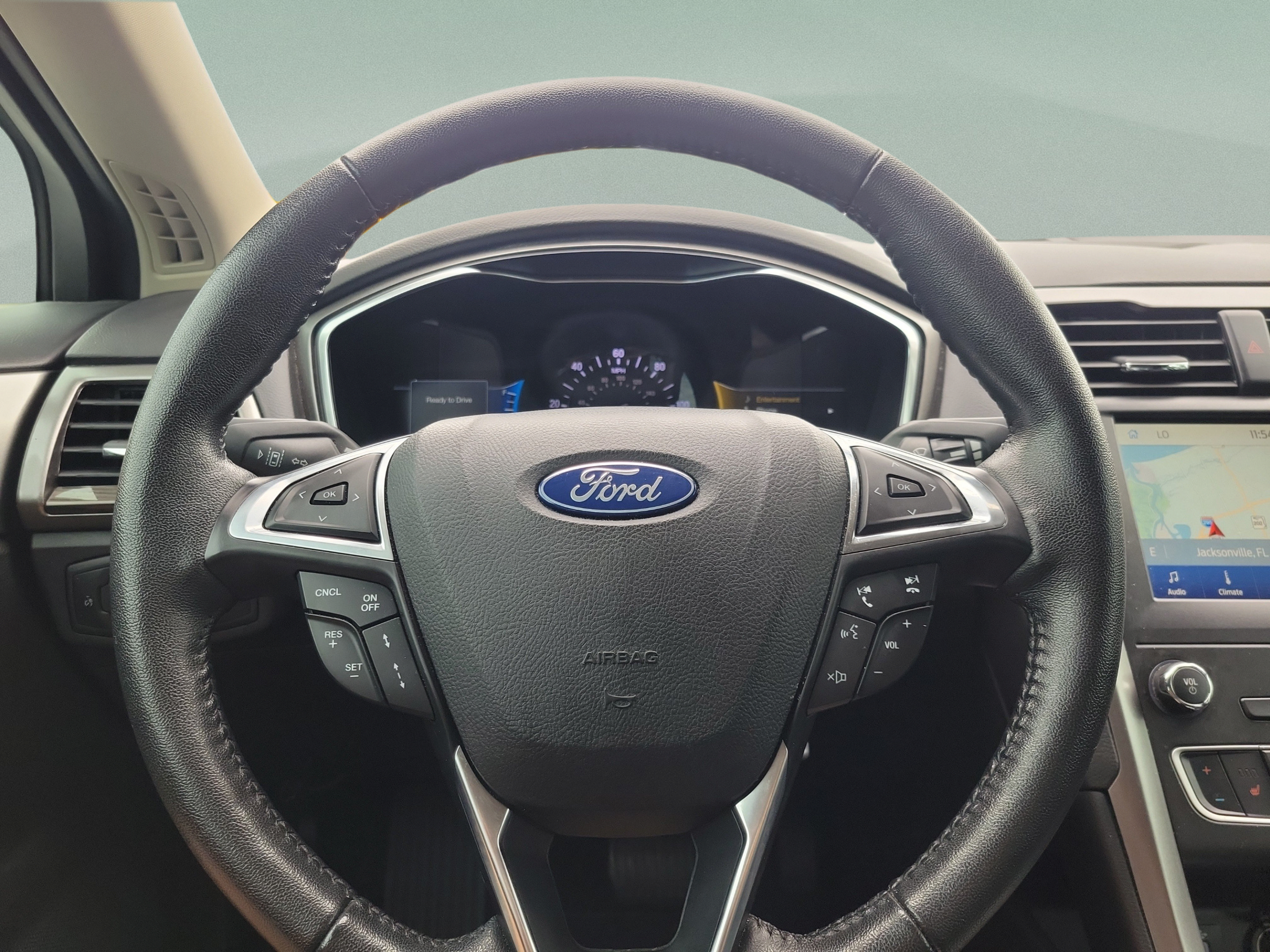 Used 2020 Ford Fusion SEL FWD image 20