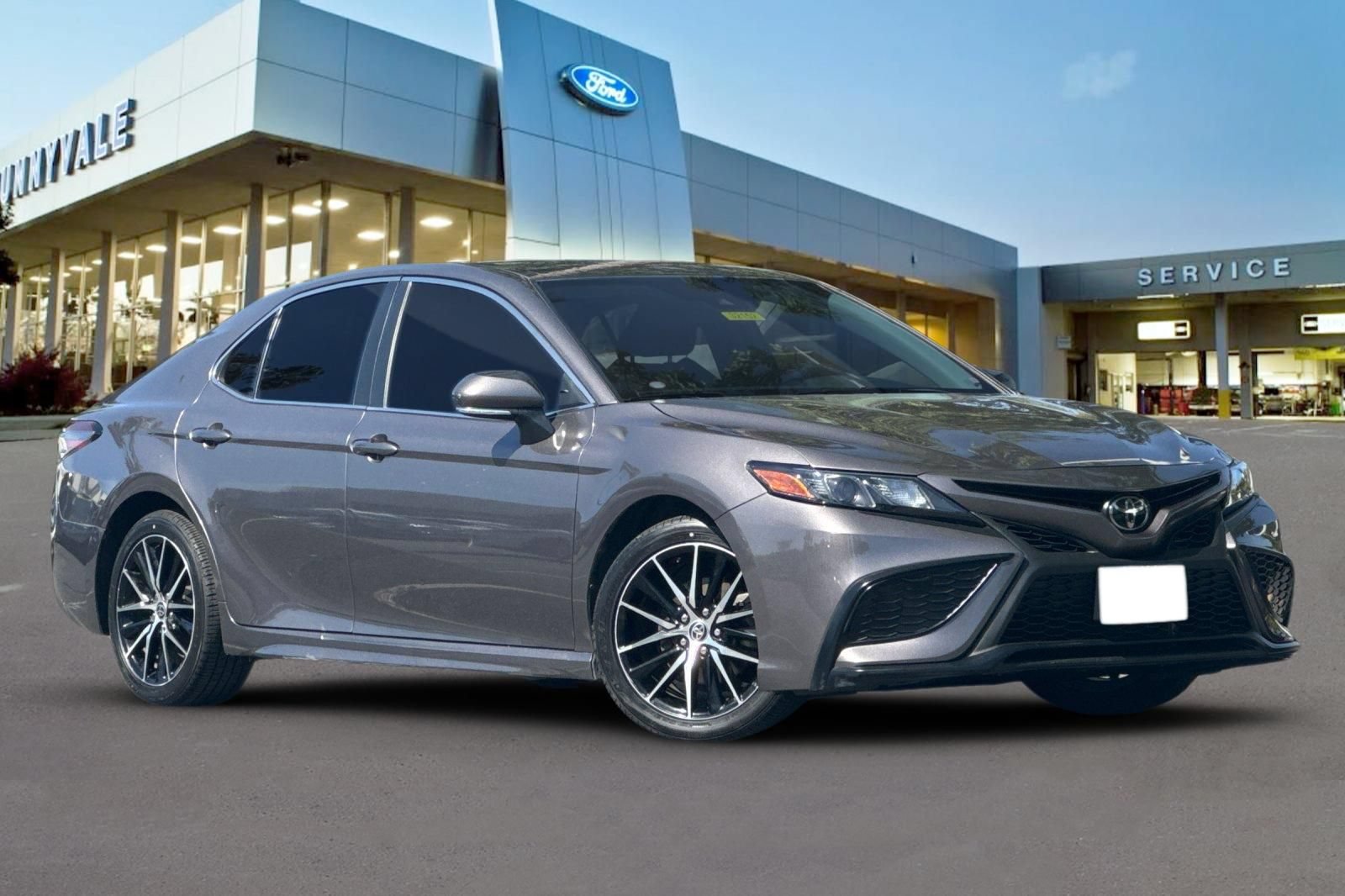 Used 2022 Toyota Camry SE FWD video 2