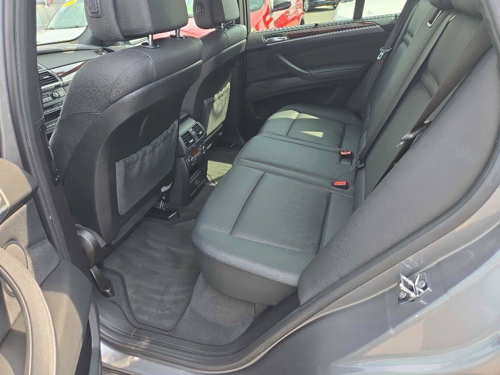 Used 2009 BMW X5 xDrive35d w/ Sport Pkg AWD/4WD image 28