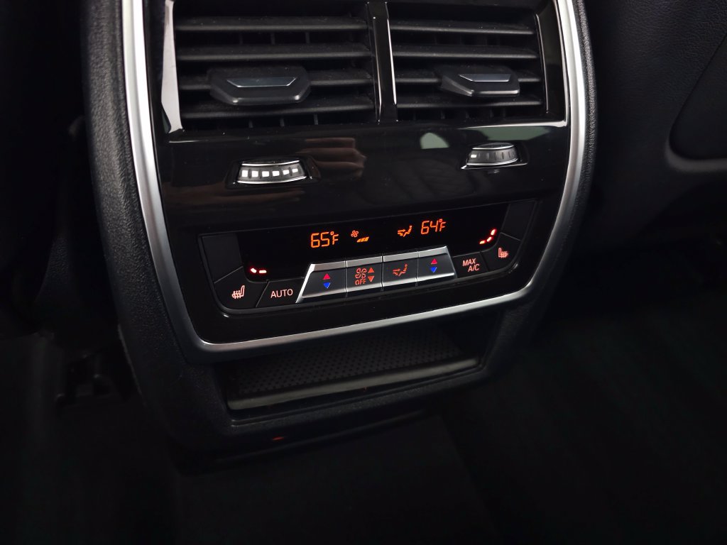 Used 2024 BMW X5 xDrive40i AWD/4WD image 39