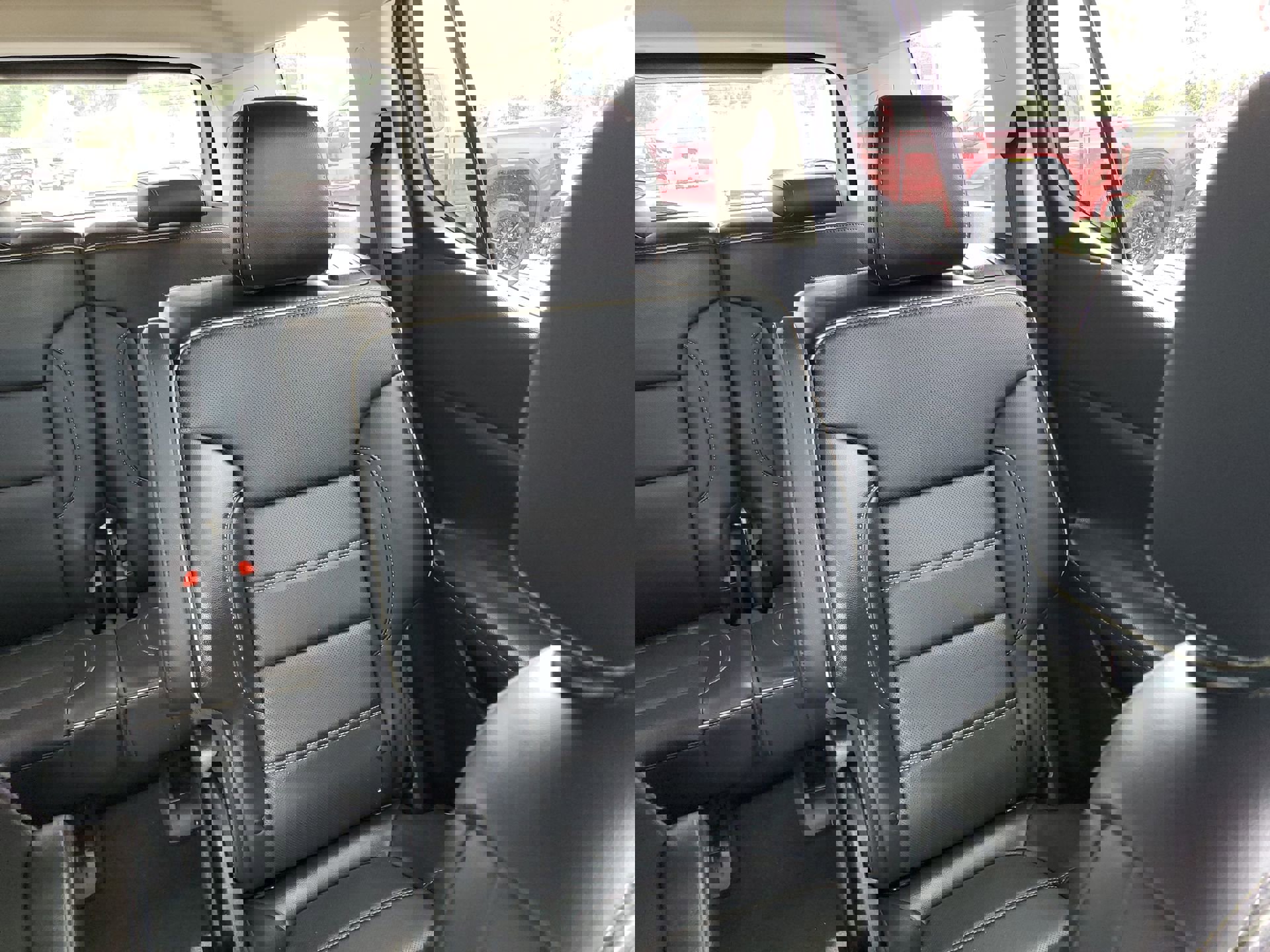 Used 2021 GMC Acadia Denali w/ Denali Technology Package image 60