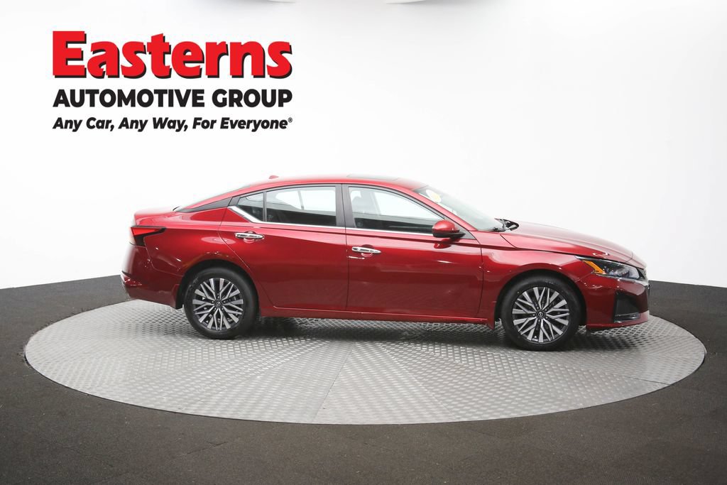 Used 2023 Nissan Altima 2.5 SV w/ SV Premium Package AWD/4WD image 47