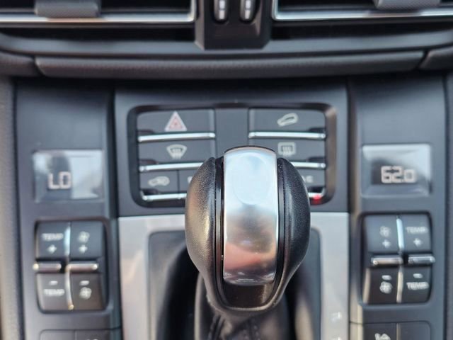 Used 2021 Porsche Macan image 28