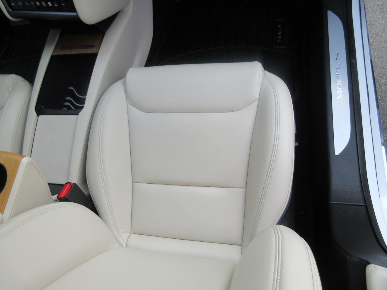 Used 2021 Tesla Model S Long Range Plus AWD/4WD image 25