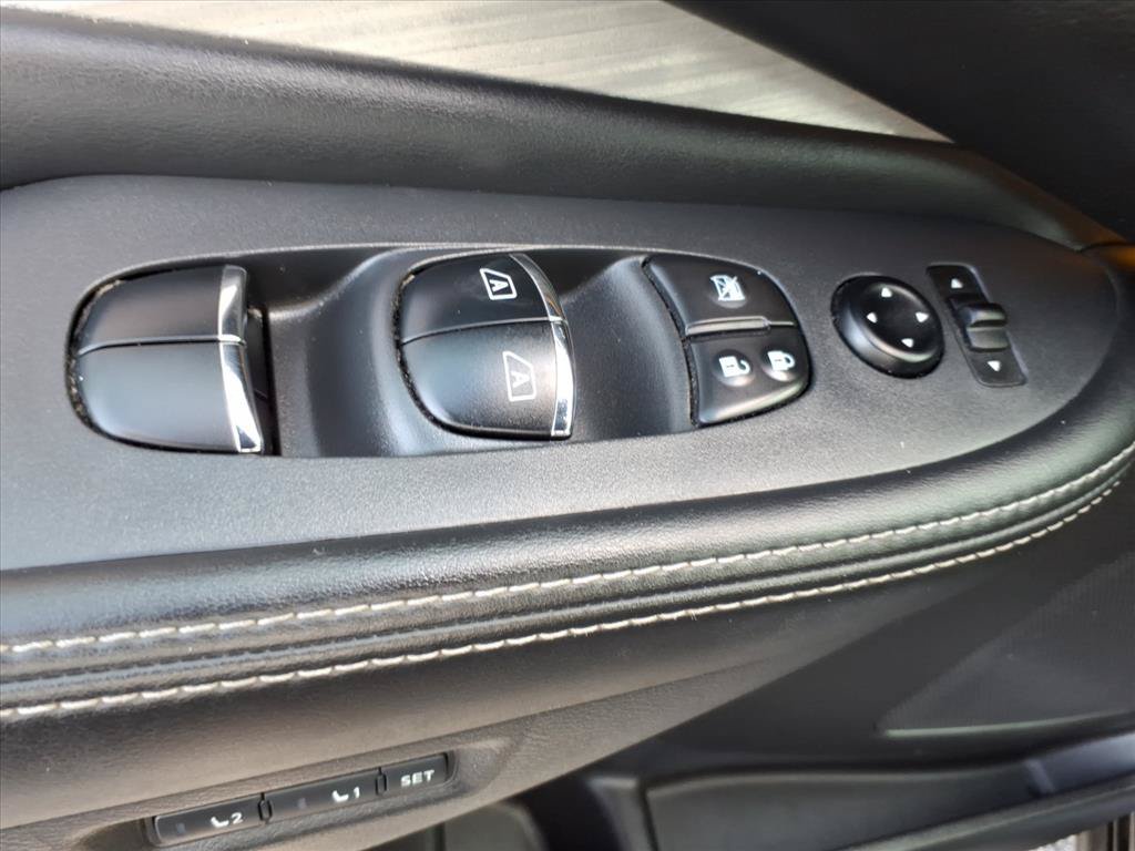 Used 2017 Nissan Murano SL w/ SL Technology Package AWD/4WD image 25
