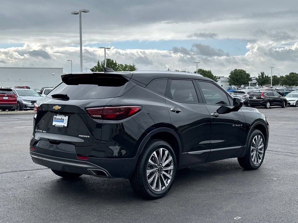 Used 2023 Chevrolet Blazer Premier AWD/4WD image 7