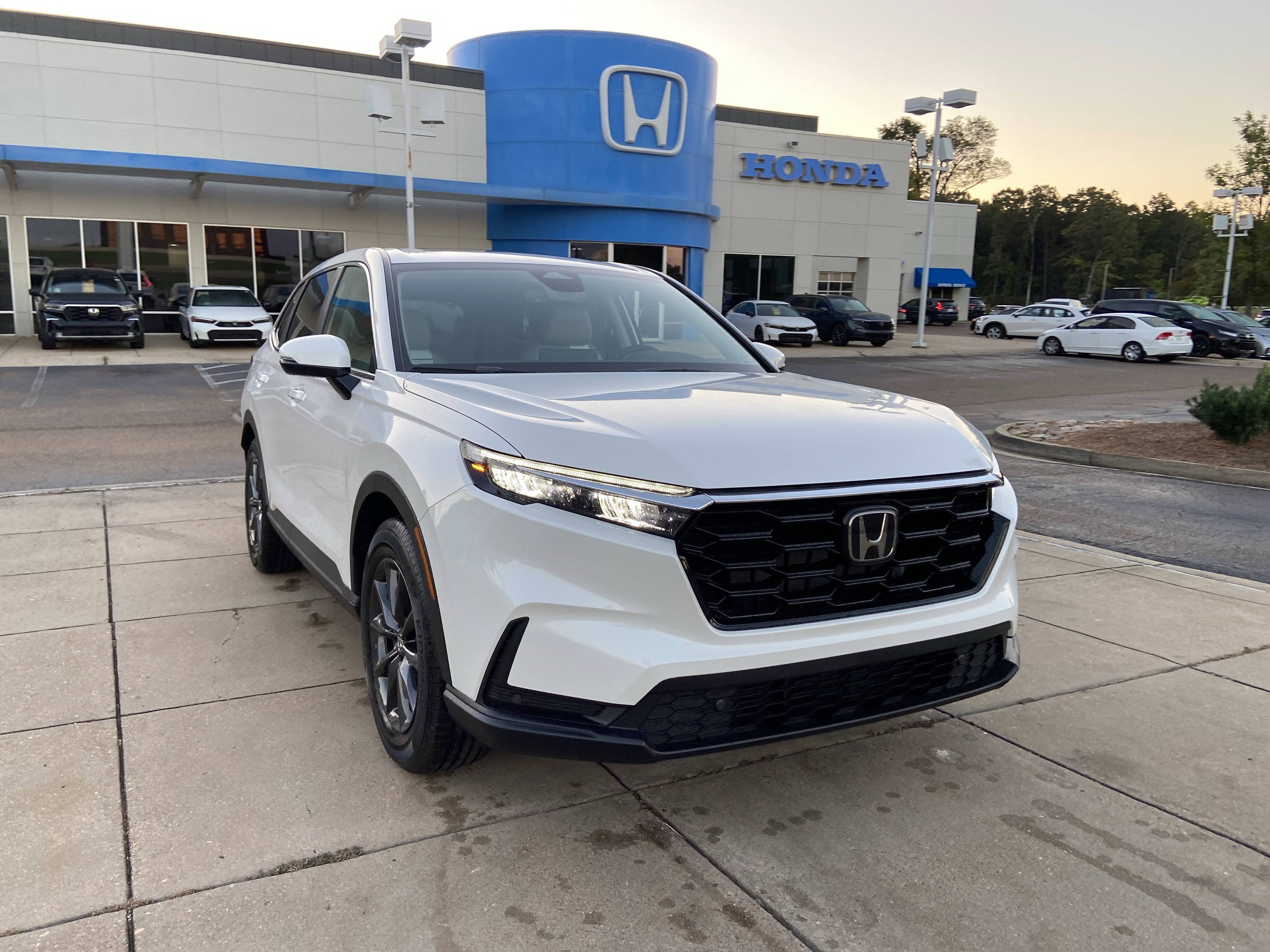 New 2026 Honda CR-V EX-L image 2