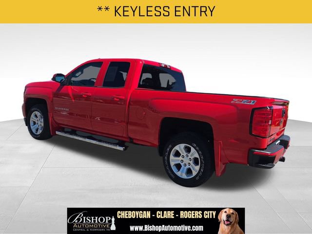 Used 2017 Chevrolet Silverado 1500 LT w/ All Star Edition AWD/4WD image 4