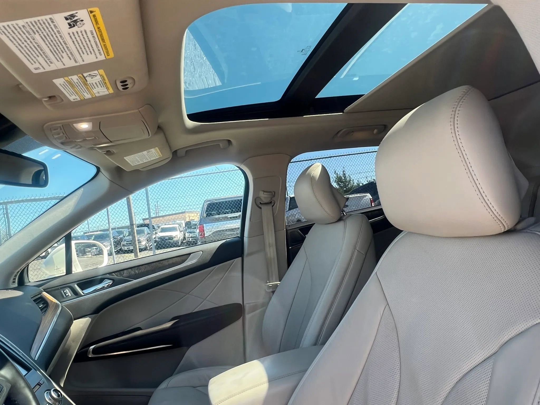 Used 2019 Lincoln MKC Reserve w/ MKC Climate Package image 18