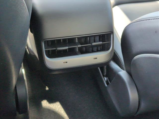 Used 2021 Tesla Model 3 Long Range AWD/4WD image 18