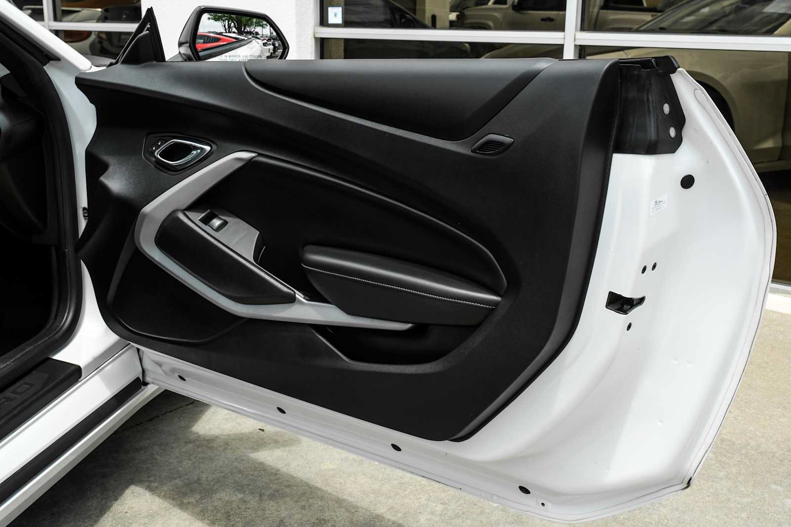 Used 2021 Chevrolet Camaro SS RWD image 35