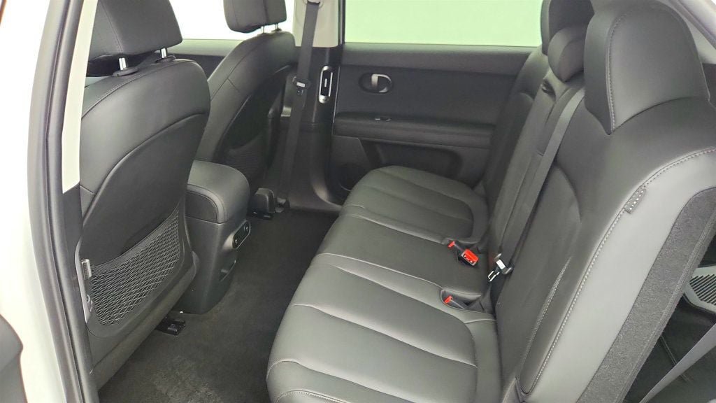 Used 2025 Hyundai Ioniq 5 SEL RWD image 20