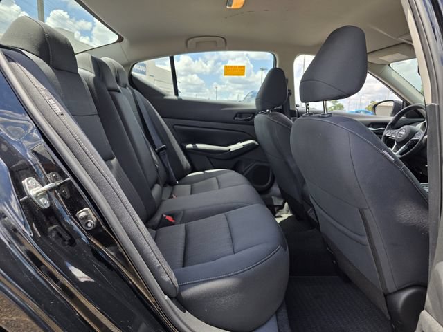 Used 2024 Nissan Altima 2.5 SV FWD image 27