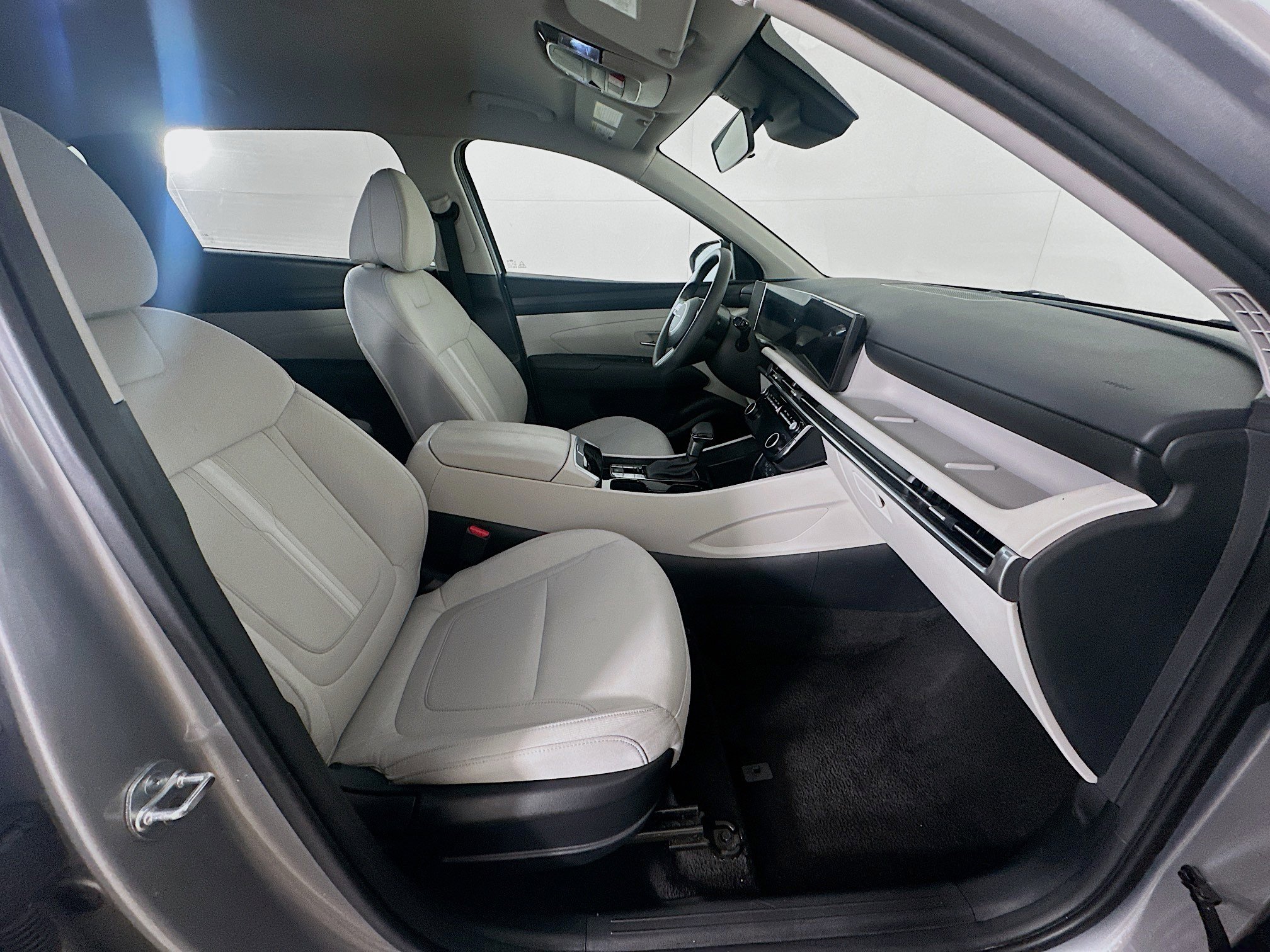 Used 2025 Hyundai Tucson SEL FWD image 30
