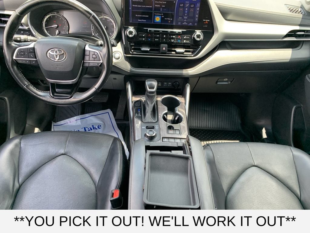 Used 2022 Toyota Highlander Platinum AWD/4WD image 24
