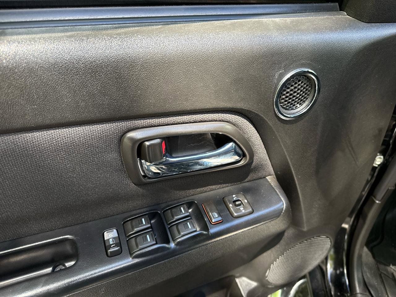 Used 2012 Chevrolet Colorado LT AWD/4WD image 18