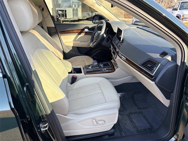 Used 2018 Audi Q5 Prestige w/ Prestige Package image 9