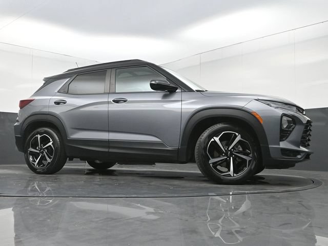 Used 2021 Chevrolet TrailBlazer RS w/ Sun and Liftgate Package FWD image 35