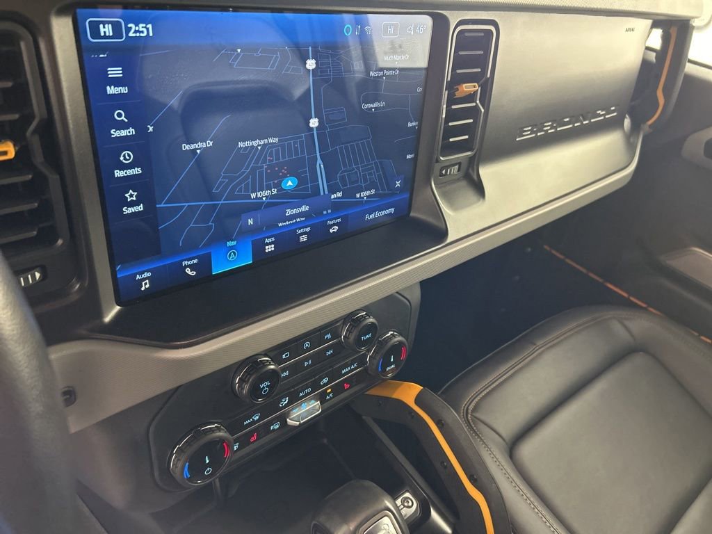 Used 2022 Ford Bronco Badlands image 19