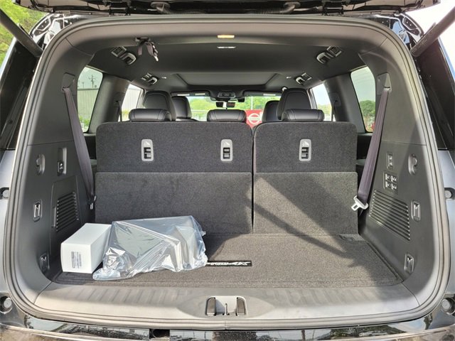 New 2026 Nissan Armada PRO-4X image 15