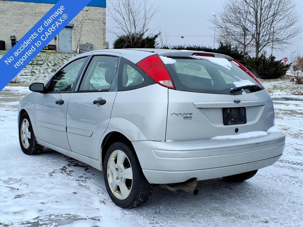Used 2007 Ford Focus ZX5 Hatchback image 8