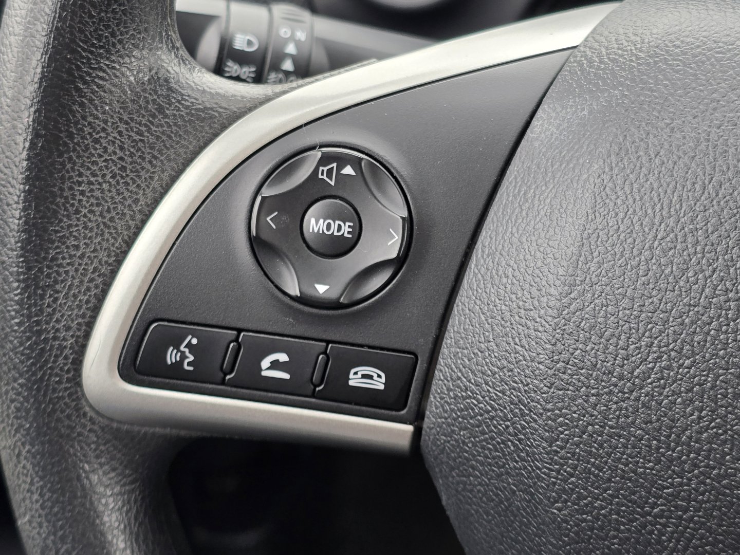 Used 2024 Mitsubishi Mirage ES image 10