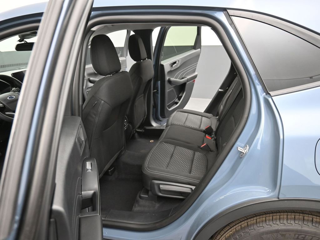 New 2026 Ford Escape Active w/ Tech Pack #1 FWD image 7