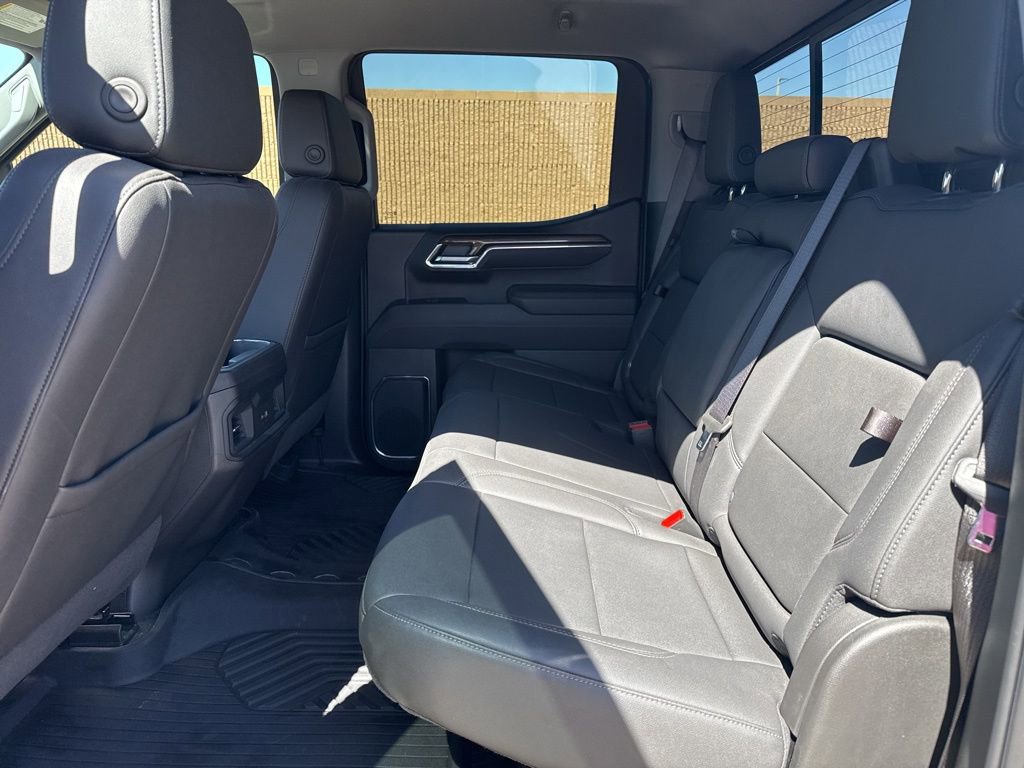 Used 2025 Chevrolet Silverado 1500 LT Trail Boss w/ Convenience Package II image 10