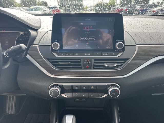 Certified 2023 Nissan Altima 2.5 SV FWD image 21