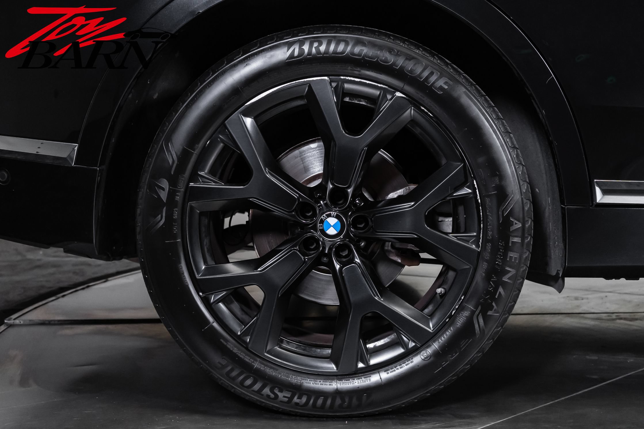 Used 2022 BMW X7 xDrive40i w/ Premium Package AWD/4WD image 14