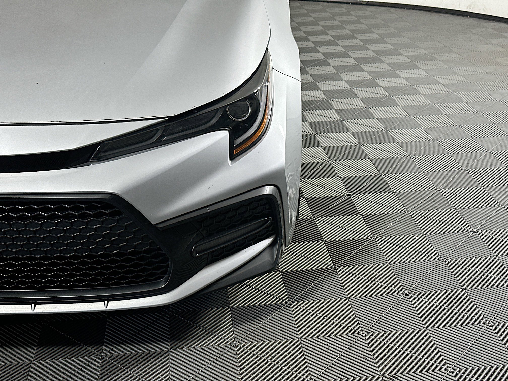 Used 2022 Toyota Corolla SE FWD image 9