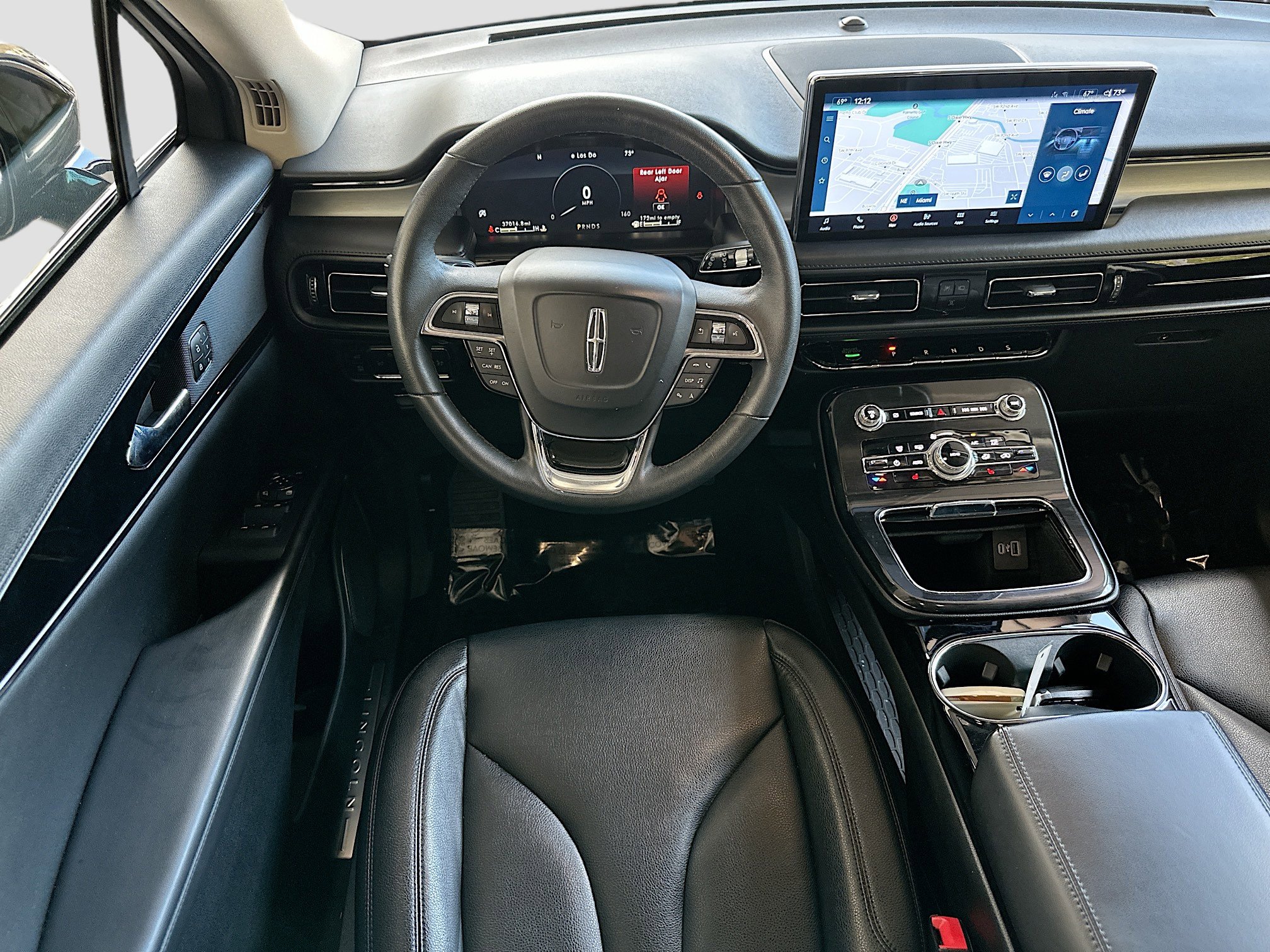 Used 2022 Lincoln Nautilus FWD w/ Premium Package image 22