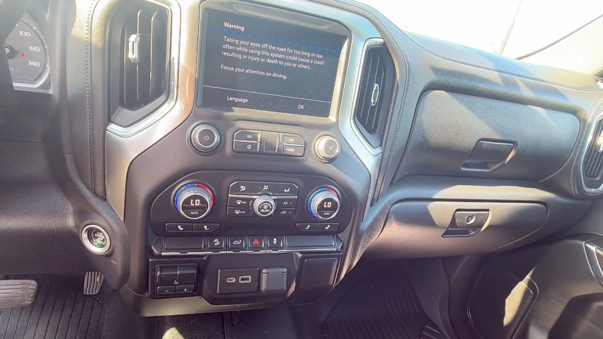 Used 2022 Chevrolet Silverado 2500 LT w/ Convenience Package AWD/4WD image 17