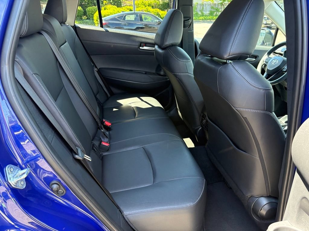 Used 2024 Toyota Corolla Cross XLE w/ Convenience Package AWD/4WD image 24