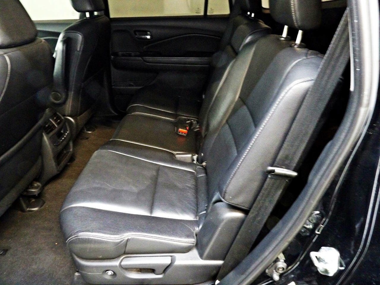 Used 2016 Honda Pilot EX-L image 10