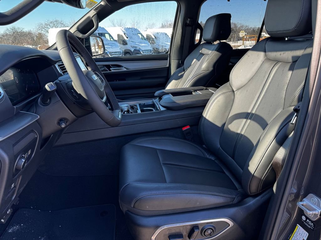 New 2026 Jeep Grand Wagoneer L Limited image 25