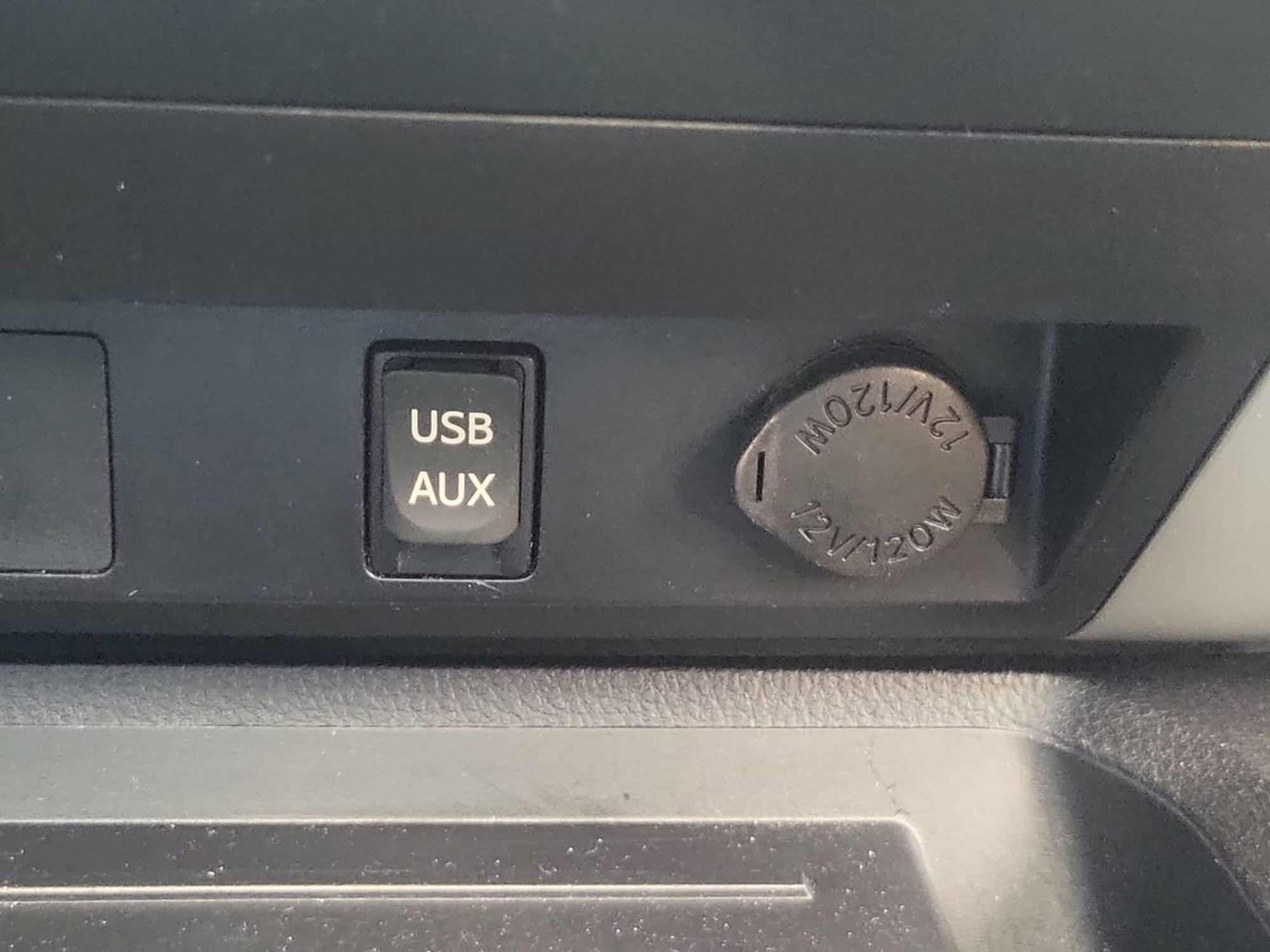 Used 2015 Toyota Tundra 1794 Edition image 21