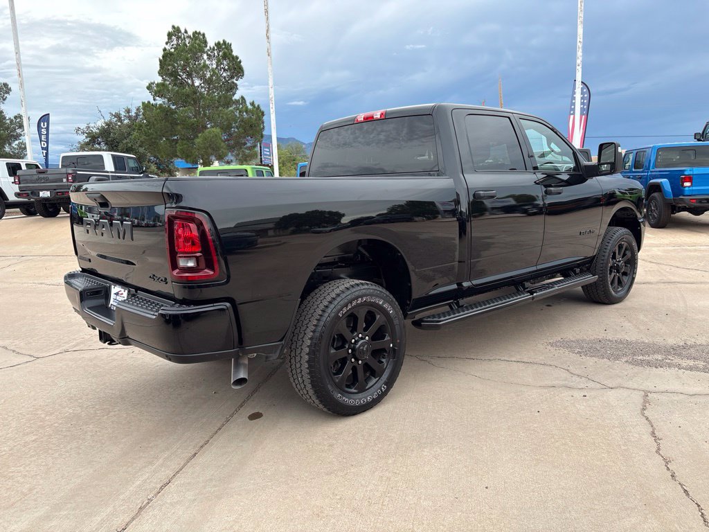 Used 2025 RAM 2500 Big Horn AWD/4WD image 5